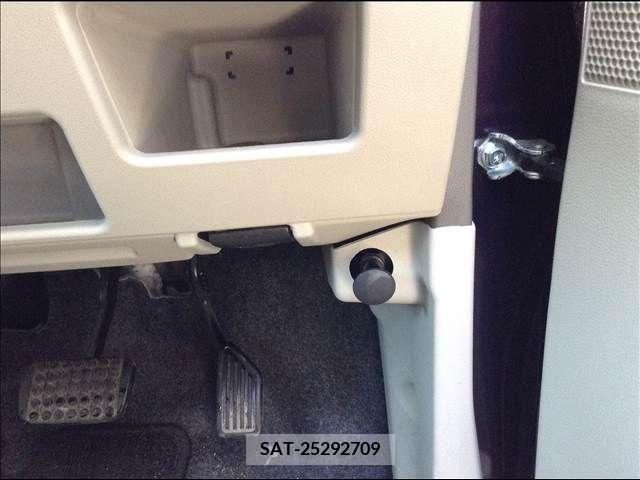 Daihatsu TANTO 2018-11 310246-19