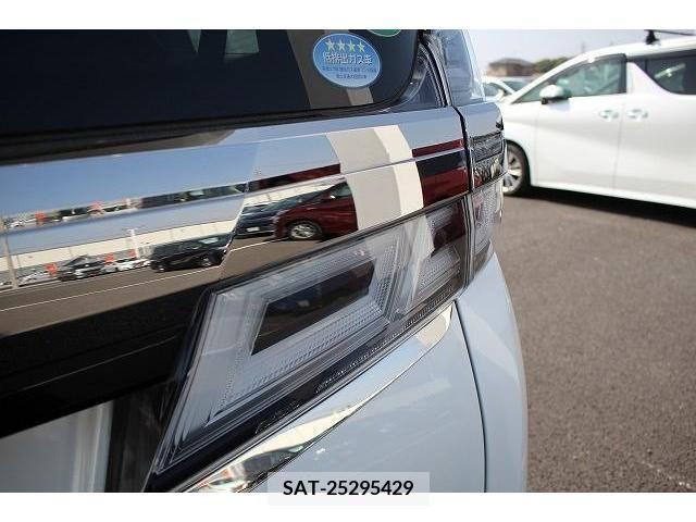 Toyota VELLFIRE 2018-03 210157-11
