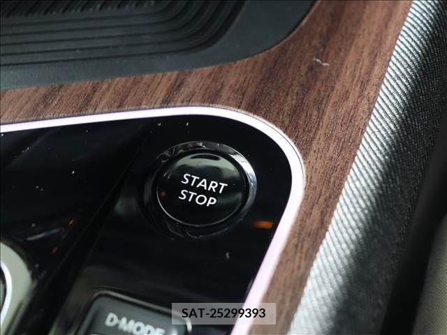 Nissan AURA 2023-10 302583-7