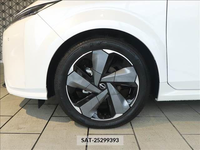 Nissan AURA 2023-10 302583-17