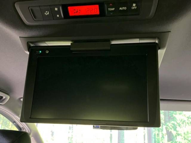 Toyota VOXY 2019-12 18491-5