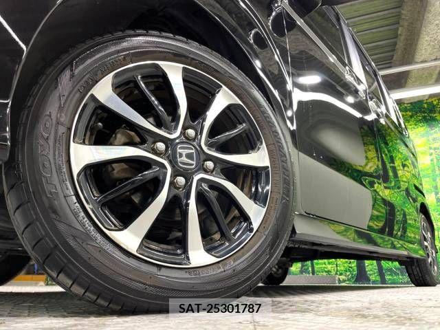 Honda N BOX CUSTOM 2018-06 280916-13
