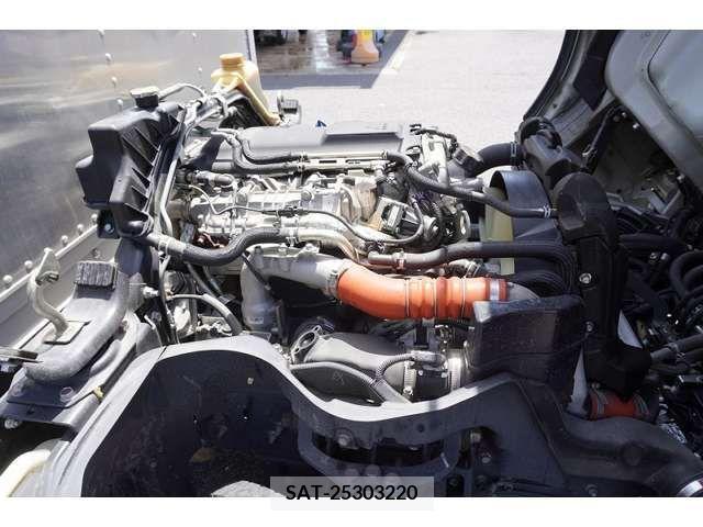 Mitsubishi CANTER 2020-03 263520-14