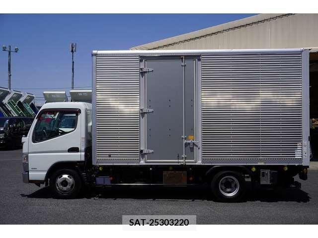 Mitsubishi CANTER 2020-03 263520-2