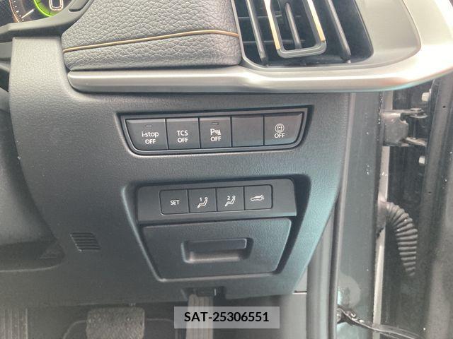 Mazda CX-60 2023-07 371990-11