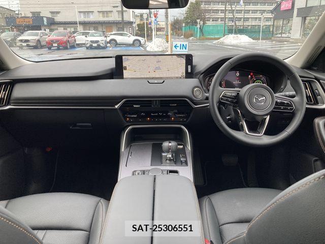 Mazda CX-60 2023-07 371990-6