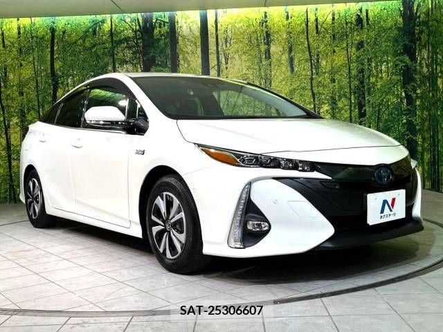 Toyota PRIUS PHV 2019-10 282563-16