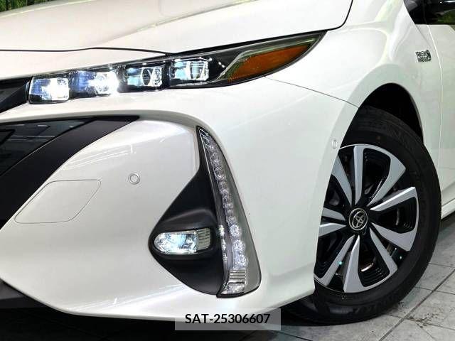 Toyota PRIUS PHV 2019-10 282563-12
