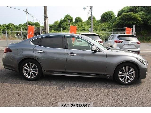 Nissan FUGA 2016-06 324493-6