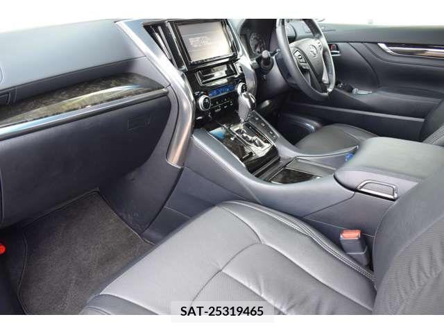 Toyota VELLFIRE 2015-06 225217-17