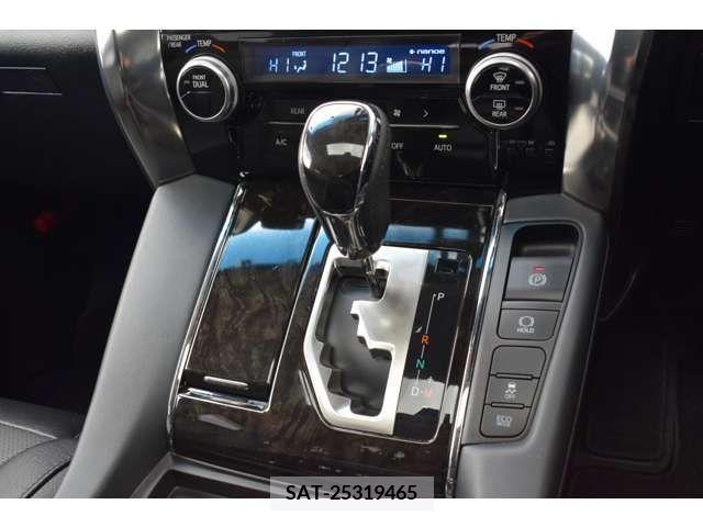 Toyota VELLFIRE 2015-06 225217-9