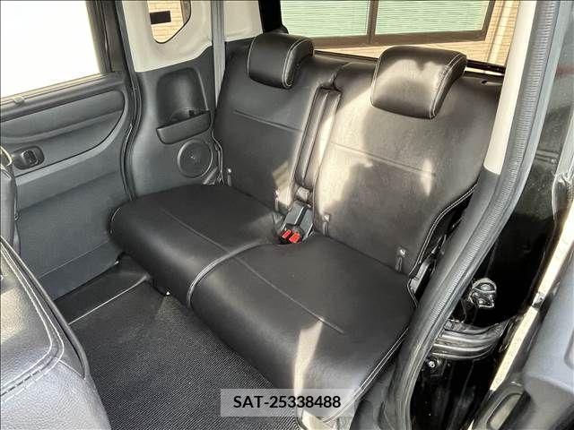 Honda N BOX CUSTOM 2017-03 213548-11