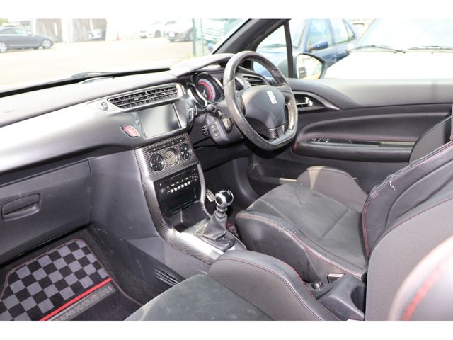 Citroen DS3 2012-03 3234-6