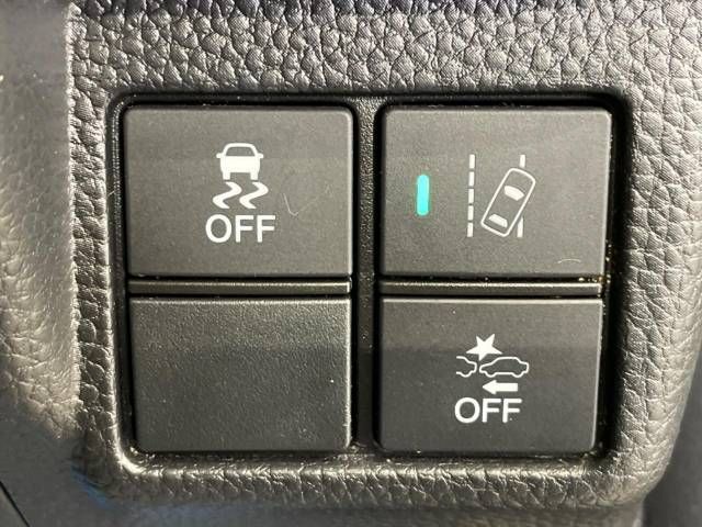 Honda N BOX CUSTOM 2018-03 189151-2