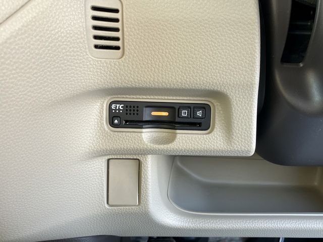 Honda N BOX 2018-08 9203-22