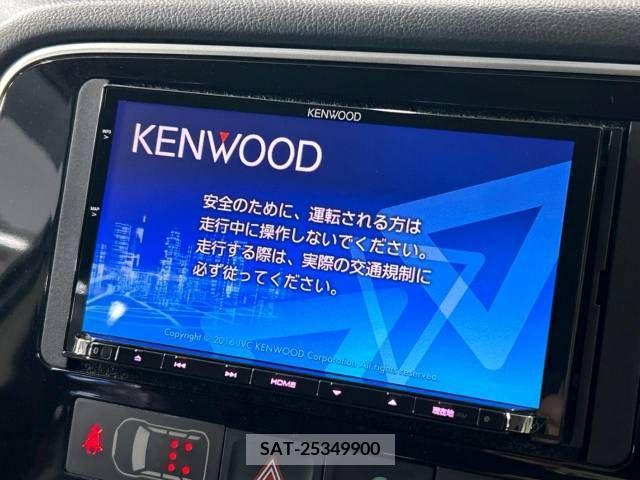 Mitsubishi OUTLANDER 2017-04 383899-2