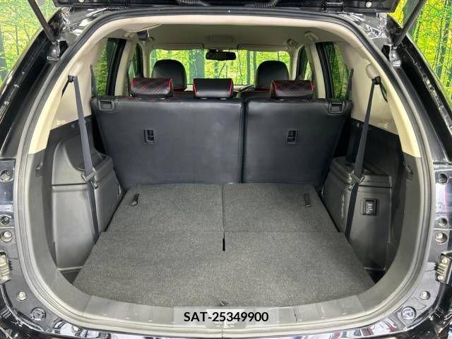 Mitsubishi OUTLANDER 2017-04 383899-10
