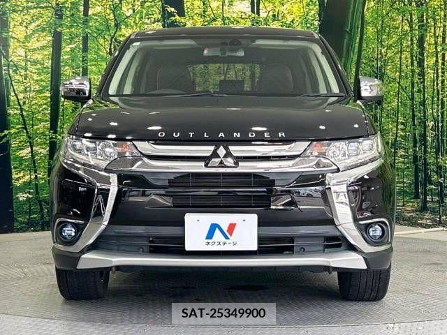 Mitsubishi OUTLANDER 2017-04 383899-14