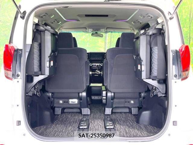 Toyota ALPHARD 2017-07 374692-13