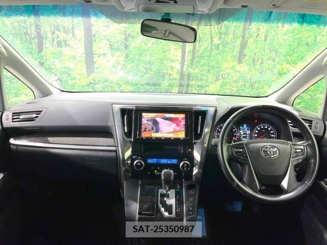 Toyota ALPHARD 2017-07 374692-1