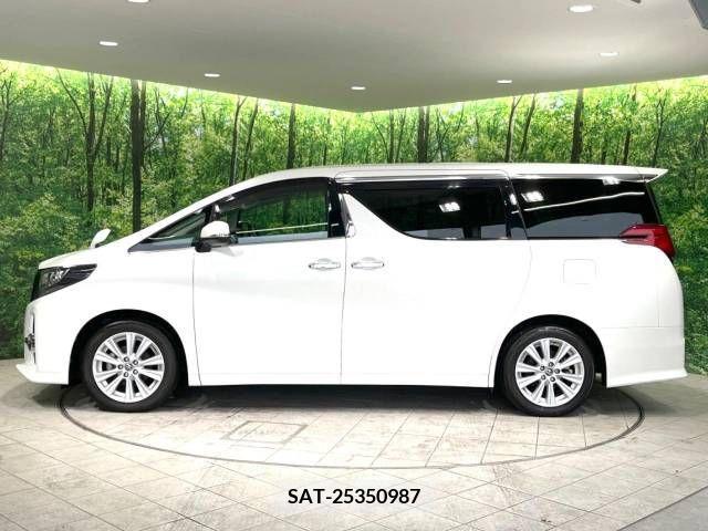 Toyota ALPHARD 2017-07 374692-16