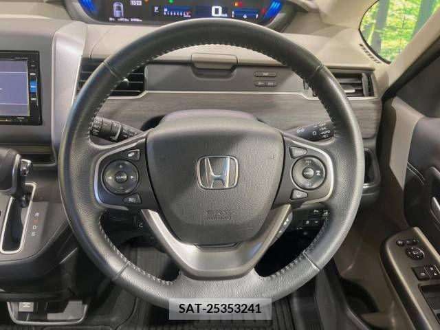 Honda FREED 2017-10 270309-8