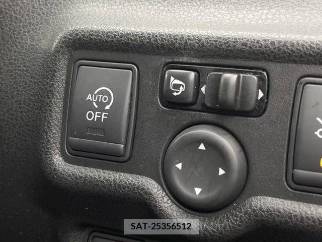 Nissan NOTE 2015-09 279875-10