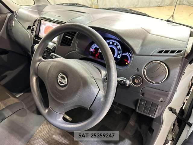 Nissan ROOX 2011-04 218477-12