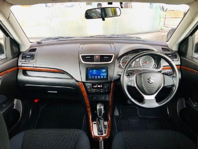 Suzuki SWIFT 2014-10 5093-1