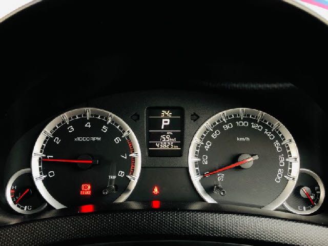 Suzuki SWIFT 2014-10 5093-7