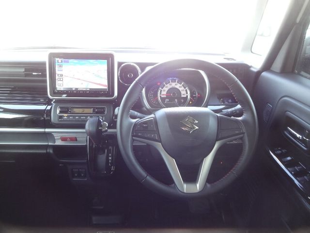 Suzuki SPACIA 2018-07 183083-11