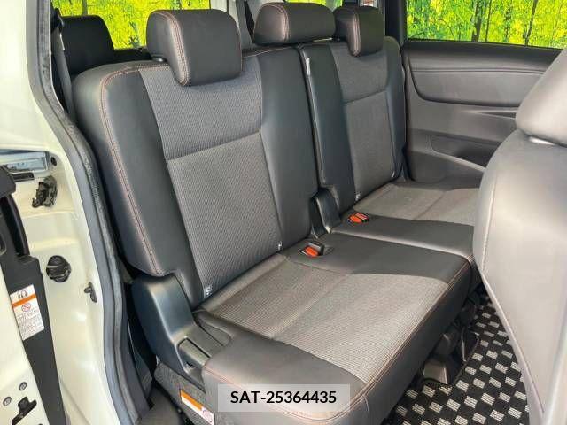 Toyota SIENTA 2018-02 346109-9