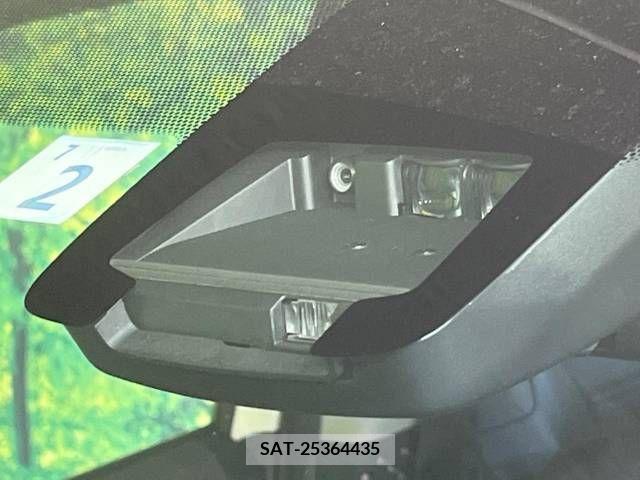 Toyota SIENTA 2018-02 346109-2