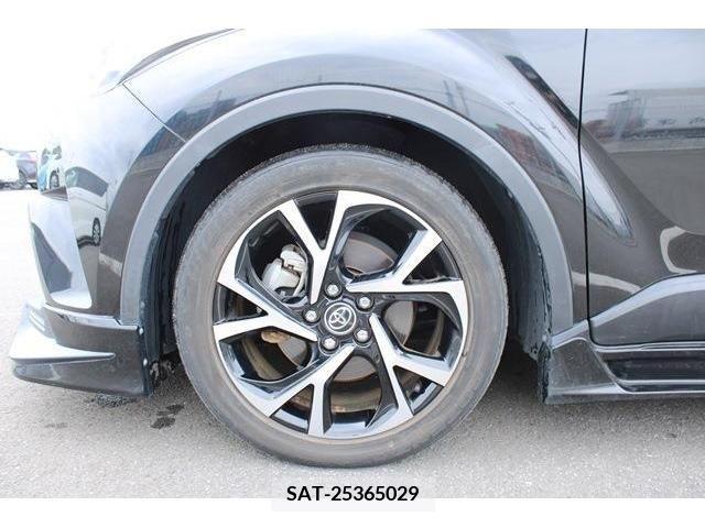Toyota C-HR 2017-12 264059-7
