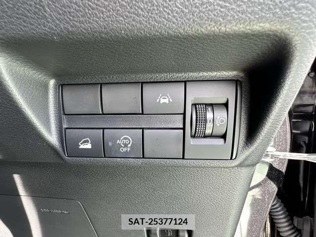 Mitsubishi EK X 2022-04 216924-5