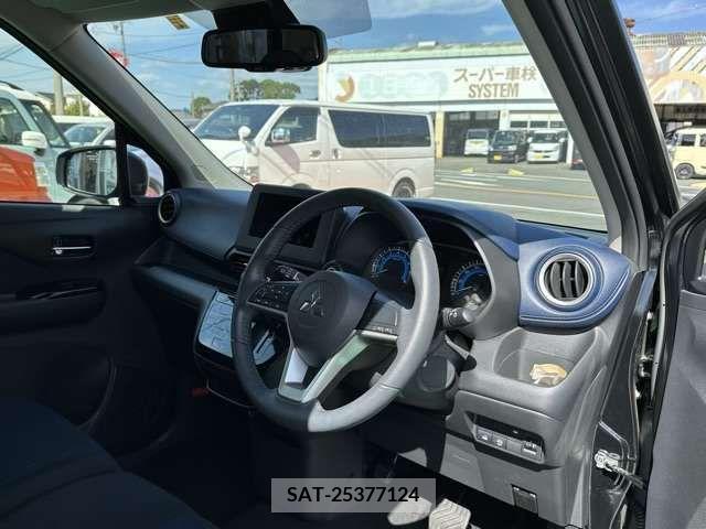 Mitsubishi EK X 2022-04 216924-3