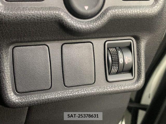 Nissan NOTE 2012-09 212495-10