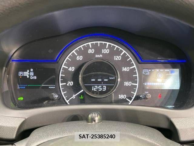 Nissan NOTE 2017-03 280101-15