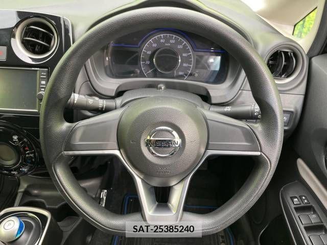 Nissan NOTE 2017-03 280101-7