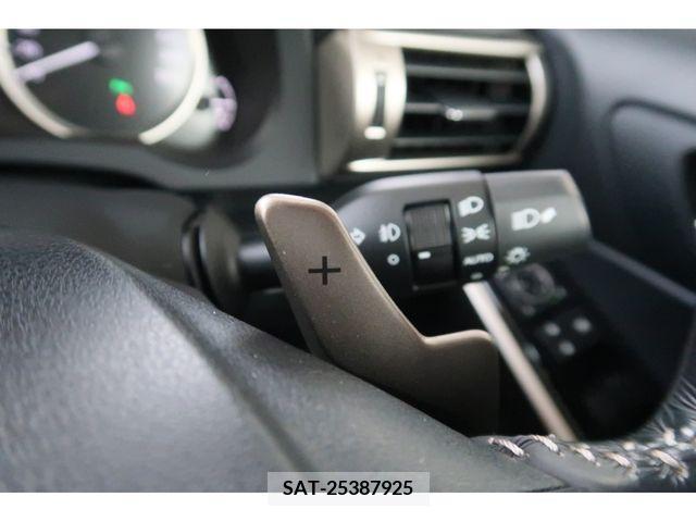 Lexus IS 2015-12 275387-13