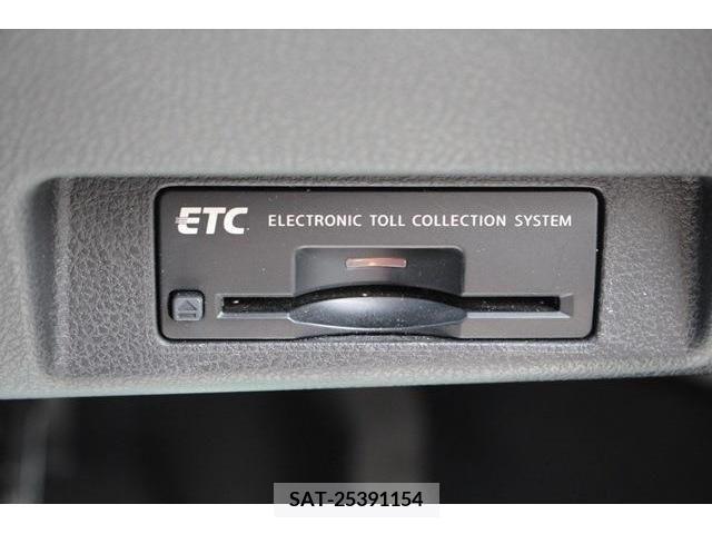 Nissan LEAF 2017-12 352031-6