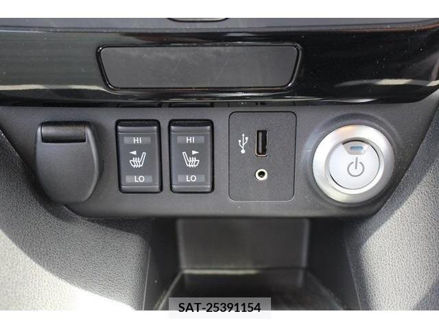 Nissan LEAF 2017-12 352031-5
