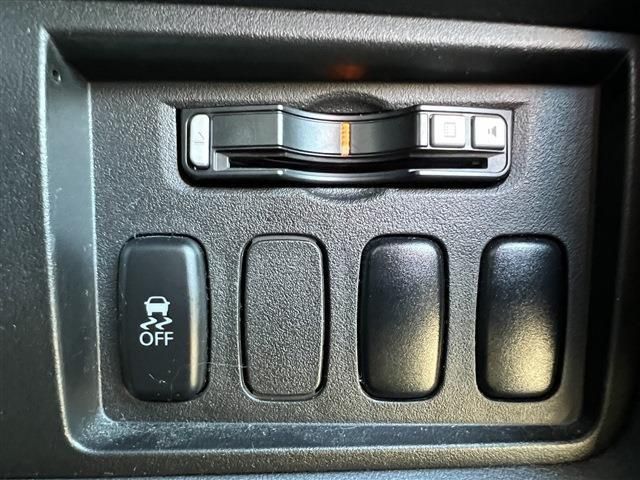 Mitsubishi DELICA D5 2012-12 6586-14