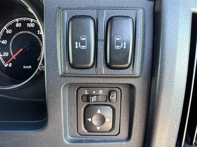 Mitsubishi DELICA D5 2012-12 6586-13