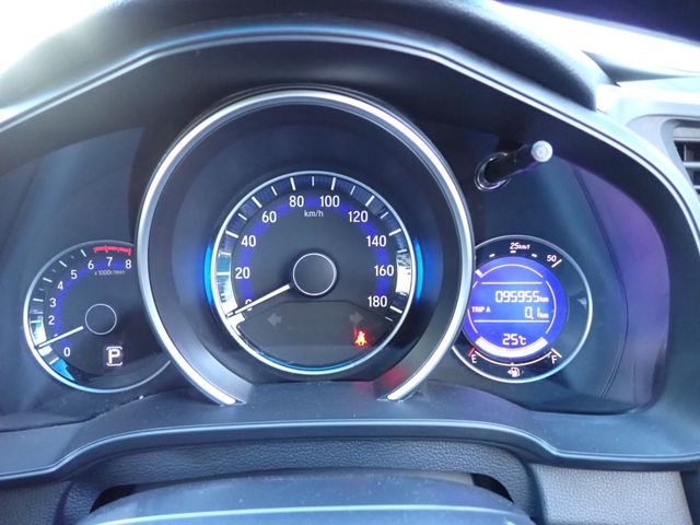 Honda FIT 2017-04 185189-9