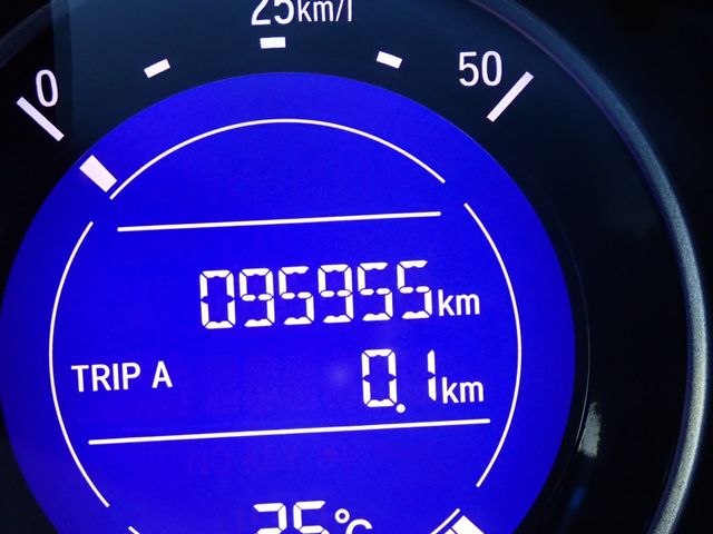 Honda FIT 2017-04 185189-10