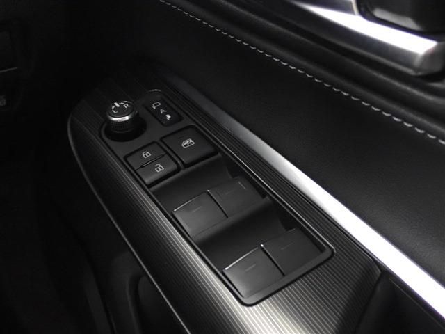 Toyota HARRIER 2021-02 188044-24