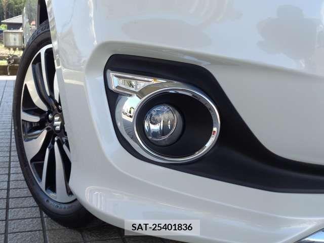 Suzuki SWIFT 2018-10 320928-14