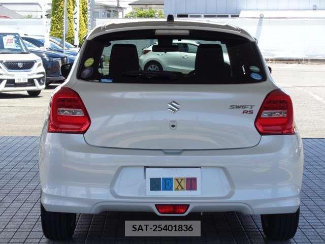 Suzuki SWIFT 2018-10 320928-6