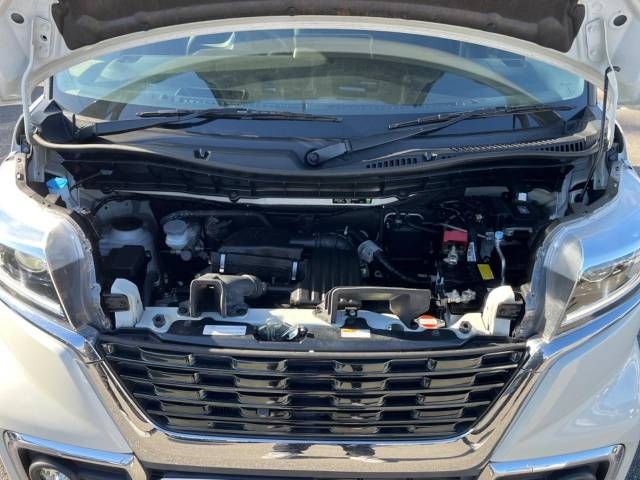 Suzuki SPACIA 2018-09 185993-18